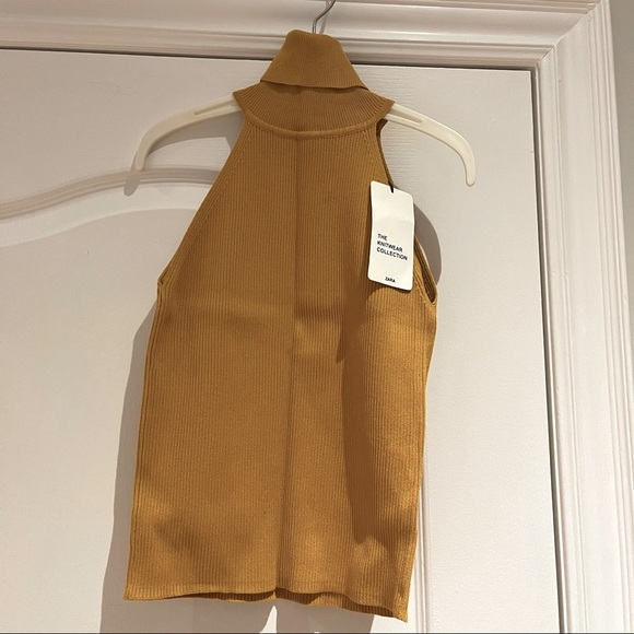 COPY - NWT ZARA SLEEVELESS RIBBED TURTLENECK - Picture 4 of 5